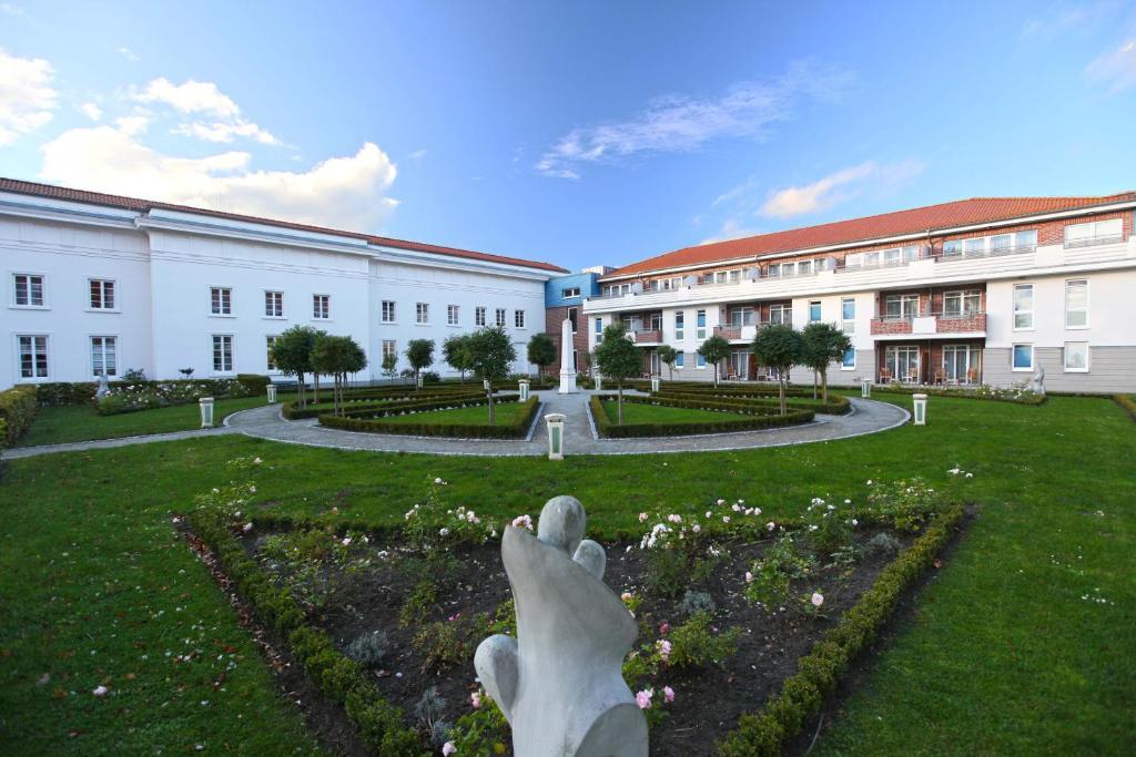 Hotel Badehaus Goor Putbus Exterior foto