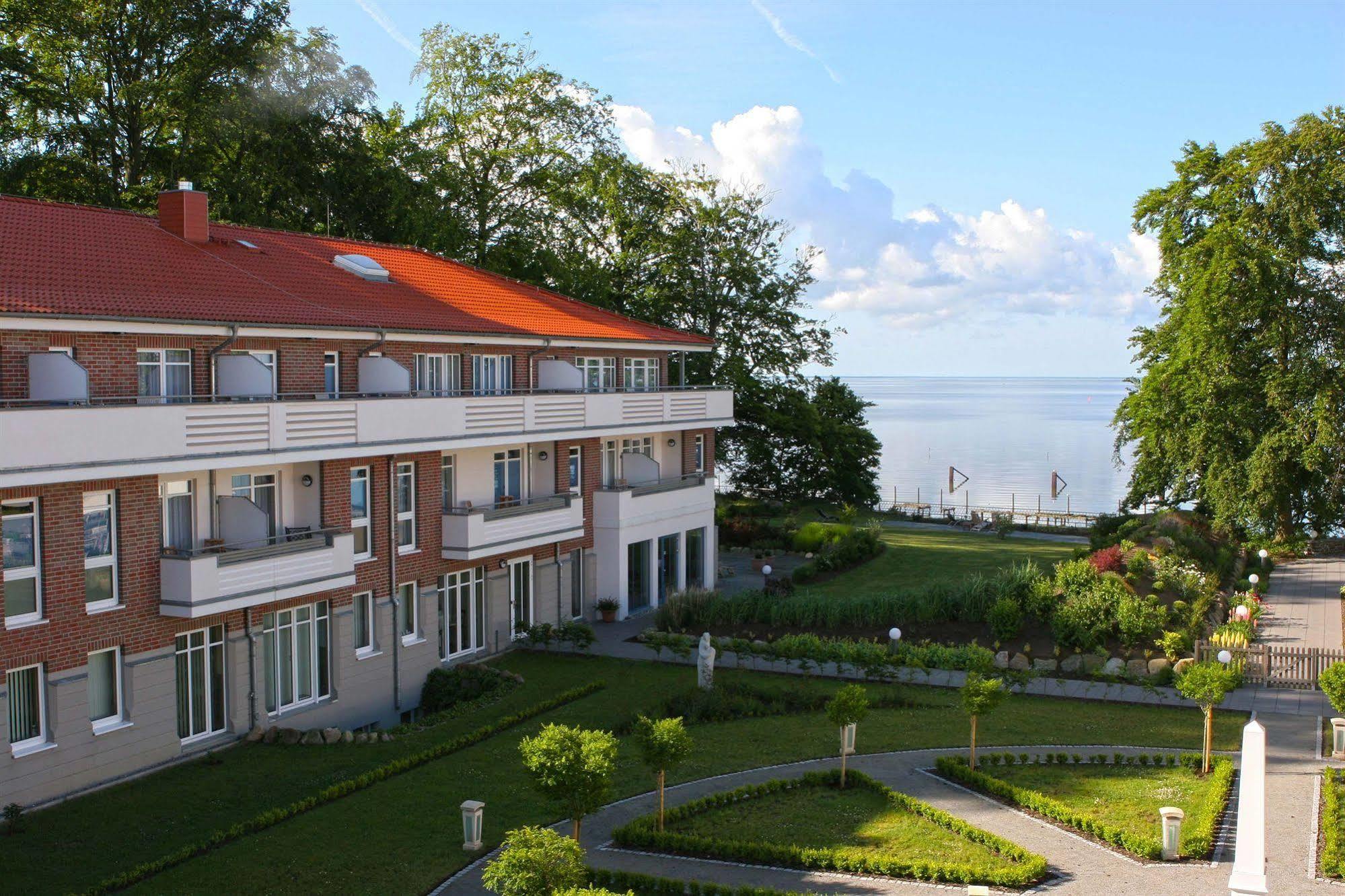 Hotel Badehaus Goor Putbus Exterior foto